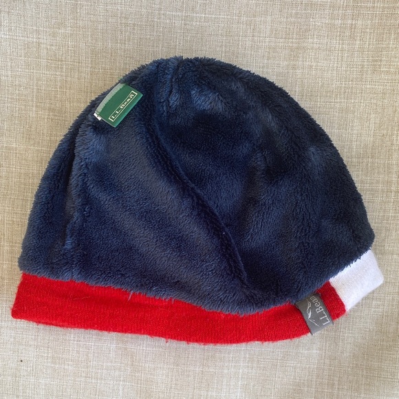 L.L. Bean Red and White Knit Beanie - Picture 4 of 6